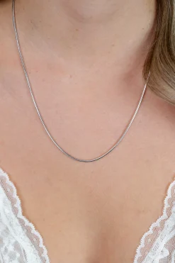 50cm Zinzi zilveren slangen collier 1,5mm breed ZISL15