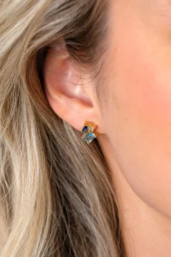 11mm ZINZI gold plated zilveren geometrische oorstekers met lichtblauwe, petrolblauwe en witte zirkonia's ZIO2897