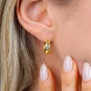 16mm ZINZI gold plated zilveren oorringen organisch gevormd met witte zirkonia 4,5mm breed met luxe klapsluiting ZIO2898