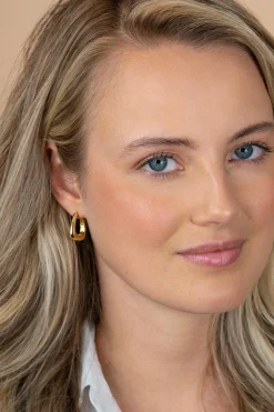 21mm ZINZI goldplated zilveren oorringen glad in een trendy tasvorm met luxe klapsluiting ZIO2805G