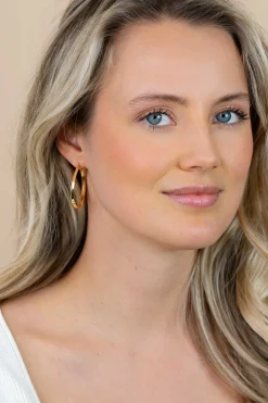 35mm ZINZI gold plated zilveren oorringen met gladde buis 3mm breed en handige bovensluiting ZIO2857G