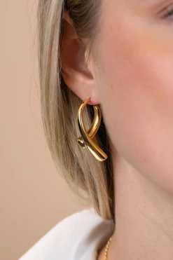 35mm ZINZI goldplated zilveren grote oorringen in organische druppelvorm met vloeiende lijnen en handige bovensluiting ZIO2786G
