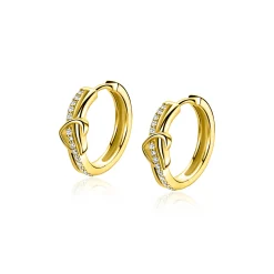 15mm ZINZI gold plated zilveren oorringen met een opengewerkt sierlijk hart waarbij een rij witte zirkonia’s vloeiend door het hart loopt, luxe klapsluiting ZIO2874Y