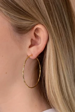 52mm ZINZI gold plated zilveren grote oorringen met gefacetteerde buis en handige bovensluiting ZIO2912G