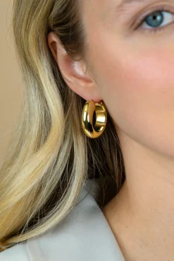 28mm ZINZI gold plated zilveren oorringen met brede buis (8mm) en rond model, handige bovensluiting  ZIO2749G