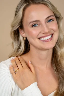 15mm ZINZI gold plated zilveren oorringen met luxe Infinity teken en klapsluiting ZIO2684