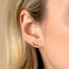 10mm ZINZI gold plated zilveren oorknoppen met golfje bezet met regenboog kleurstenen ZIO2592