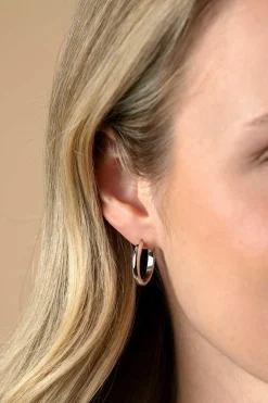 20mm ZINZI zilveren gladde oorringen met ronde buis 3mm met luxe klapsluiting ZIO2602