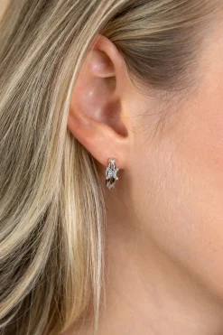 15mm ZINZI zilveren oorringen met speels X-detail bezet met witte zirkonia's ZIO2813