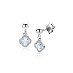 14mm ZINZI zilveren oorstekers met licht blauwe klavers 7mm ZIO2905B