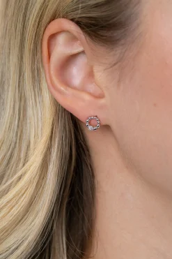 8mm ZINZI zilveren oorstekers in bolletjesvorm met een sprankelend zirkonia-bolletje ZIO2817
