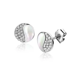 9mm ZINZI zilveren Yin Yang oorstekers, bezet met parelmoer en witte zirconia's. Yin Yang staat symbool voor: balans, harmonie, dynamiek en verbondenheid ZIO2423