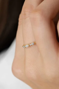 ZINZI Gold 14 krt gouden fantasie ring bezet met vierkante en peervormige witte zirconia's (2,5mm breed) ZGR464