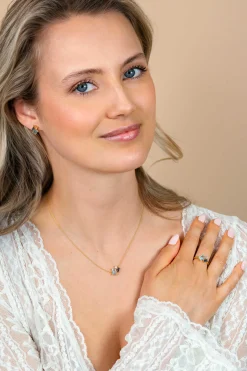 ZINZI gold plated zilveren collier 45cm met geometrische hanger (14mm) in lichtblauw, petrolblauw en wit ZIC2897