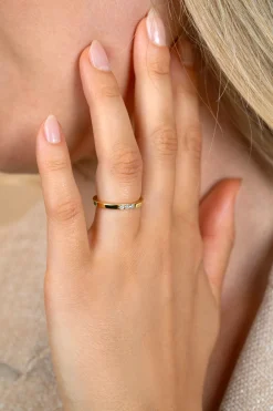 ZINZI goldplated zilveren gladde aanschuifring bezet met drie witte zirconia's ZIR2130Y
