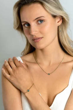 ZINZI gold plated zilveren gourmet ketting met vierkante zetting bezet met indigo blauwe kleursteen 40-45cm ZIC2417G