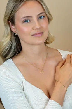ZINZI gold plated zilveren ketting met kleine bolletjes en ronde hanger (12mm) met bolstructuur 42-45cm ZIC2704G