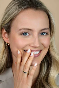 ZINZI goldplated zilveren multi-look ring drie banen, buitenste bezet met witte zirconia's ZIR2445Y