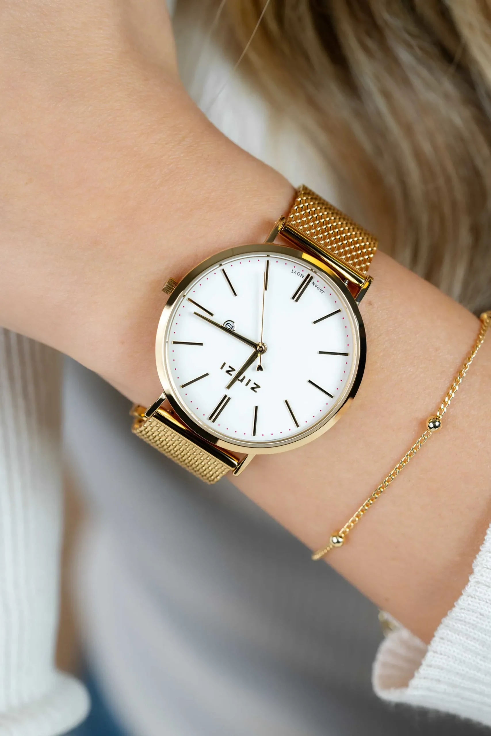 ZINZI Retro horloge witte wijzerplaat en geelgoudkleurige stalen kast stalen mesh band geelgoudkleurig 38mm extra dun ZIW407M