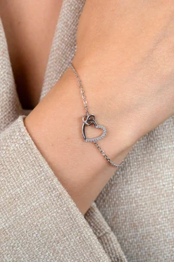 ZINZI zilveren armband met twee sierlijke harten die met elkaar verbonden zijn, ook bezet met witte zirkonia's 17-20cm ZIA2874