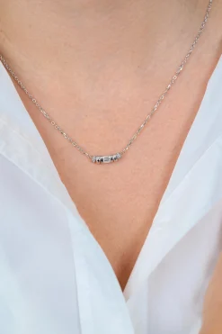 ZINZI zilveren ketting 45cm met cilindervormige hanger, bezet met diverse witte zirkonia’s ZIC2812
