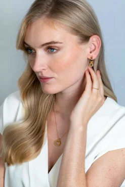 ZINZI zilveren oorbedels 14K geel verguld rond met touw-effect 10mm ZICH2246G (zonder oorringen)