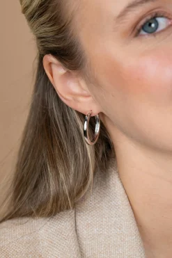 Zinzi zilveren oorringen 28 x 3mm glad met luxe klapsluiting ZIO193