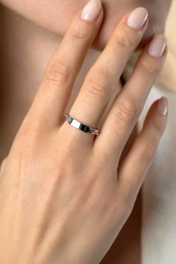 ZINZI zilveren ring met paperclip schakels en rechthoekig glanzend plaatje ZIR2530