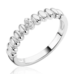 ZINZI zilveren ring met sierlijk gladde ovalen, waarbij de middelste is bezet met witte zirkonia’s ZIR2876