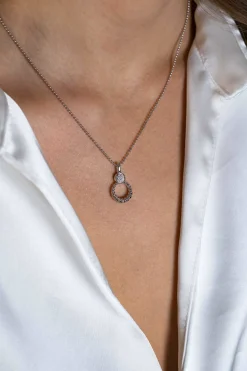 ZINZI zilveren ronde hanger 20mm gedraaid motief, bezet met witte zirconia's ZIH2390 (zonder collier)