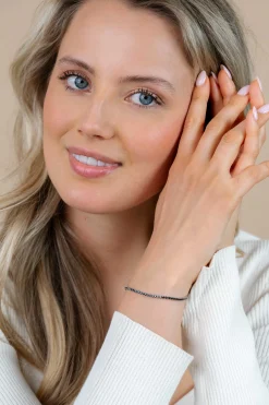 ZINZI zilveren tennis armband 2,1mm breed met rijzetting zwarte zirconia's ZIA2891Z