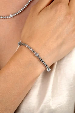 ZINZI zilveren vierkante schakel armband 6mm breed afwisselend bezet met witte zirkonia's 19cm ZIA2678